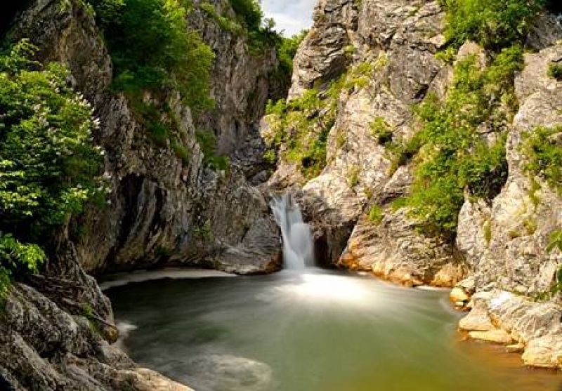 Жеравна, Медвен, Синия вир. снимка 7
