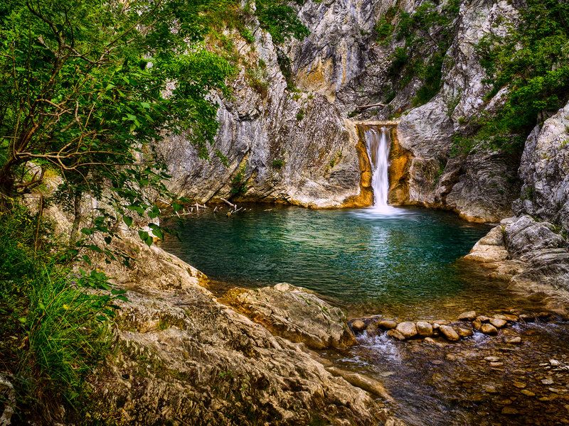 Жеравна, Медвен, Синия вир. снимка 6