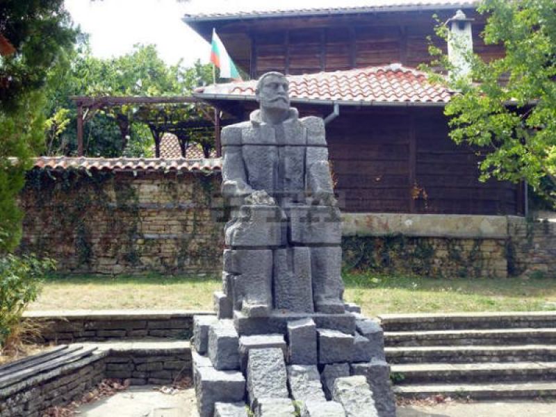 Жеравна, Медвен, Синия вир. снимка 2